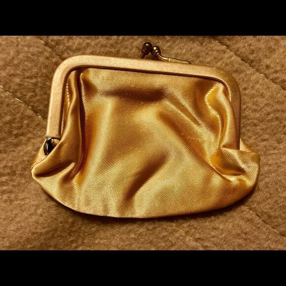 Beautiful vintage evening clutch by Mel-Ton - Picture 4 of 5